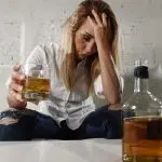 Signs Of Alcoholism | 10 Warning Signs Of Alcohol Use Disorder